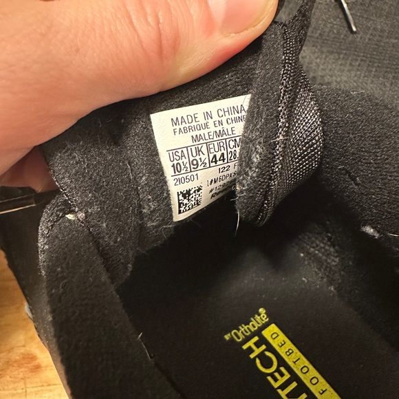 Reebok classic sneaker - Picture 3 of 3